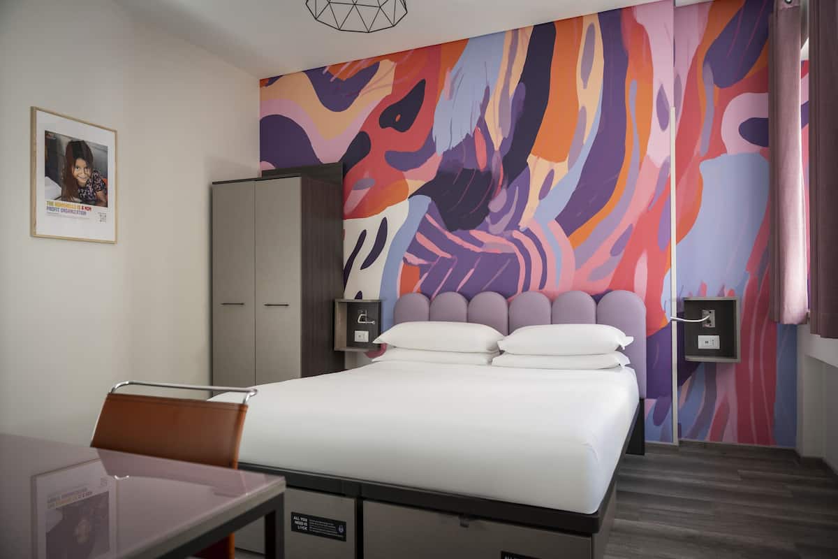 雙人房, 私人浴室 | 記憶棉床墊、房內夾萬、隔音、免費 Wi-Fi