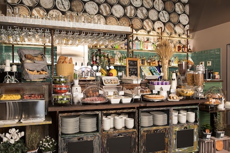 Daily buffet breakfast (EUR 7 per person). The RomeHello - Hostel