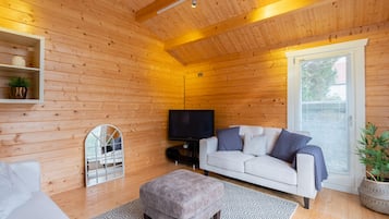 Apartment, Private Bathroom (2 Bedroom) | Garden