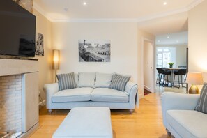 Apartamento, banheiro privativo (2 Bedroom) | Lounge