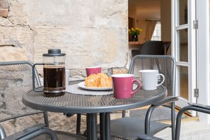 Departamento, baño privado (2 Bedroom) | Terraza o patio