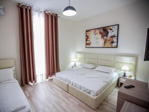 Triple Room, Balcony