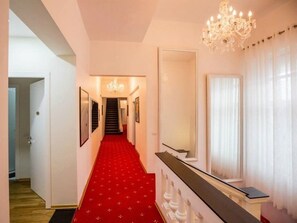 Lounge - Living Hotel (Tirana)