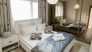 Studiosuite – deluxe, 1 soverom, strandutsikt, ved strandkanten | 1 soverom, sengetøy av topp kvalitet, minibar og safe på rommet