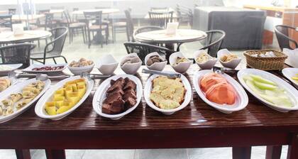 The Hill Hoteis Apart Suite