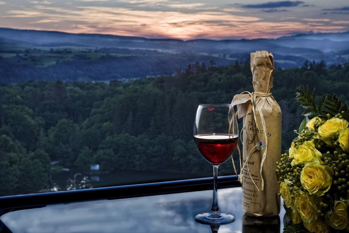 Quarto casal ou duplo luxo, vista para o lago | Frigobar, cofres nos quartos, cortinas blackout, berços grátis