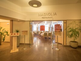 Ilmainen päivittäinen buffetaamiainen 