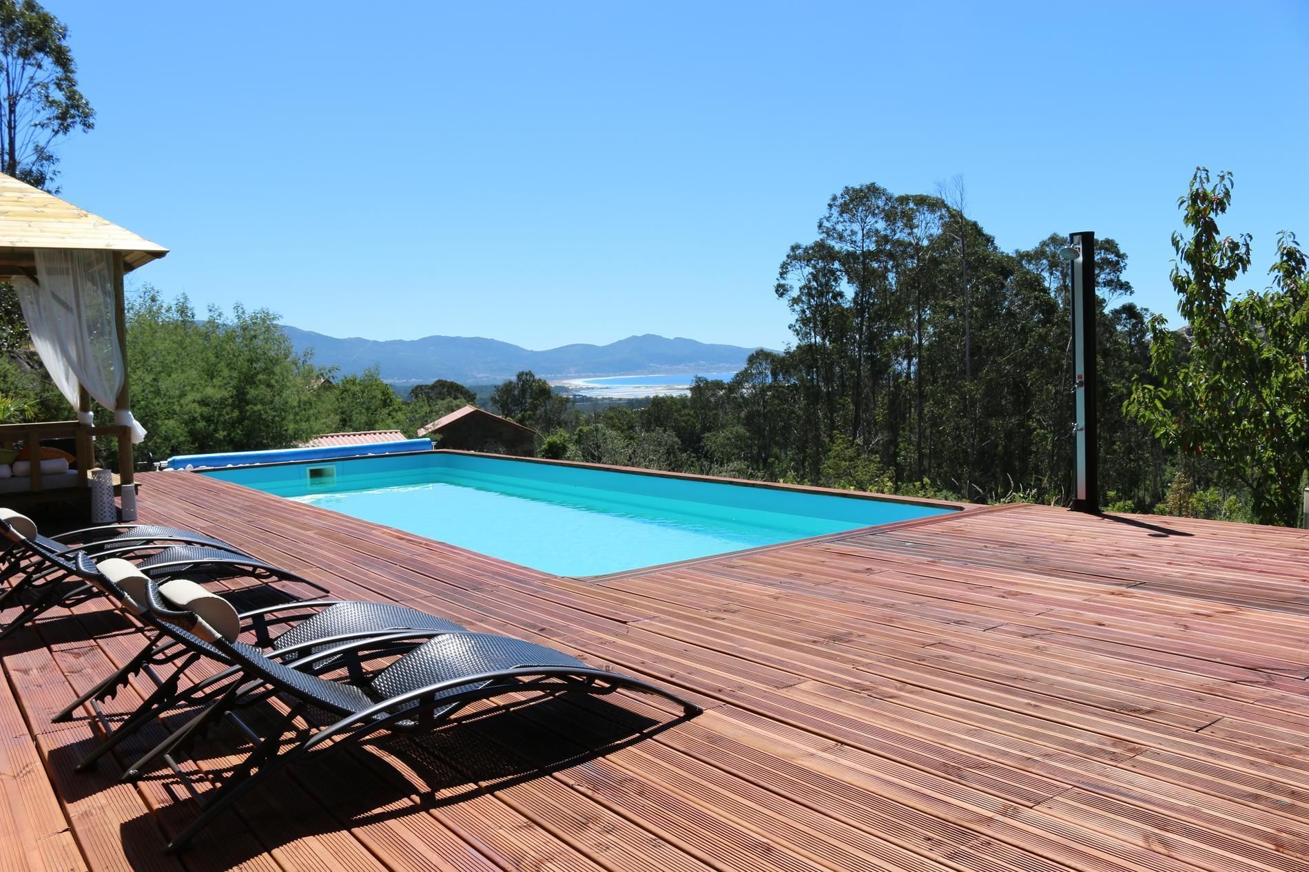 Seasonal outdoor pool, pool umbrellas, sun loungers
