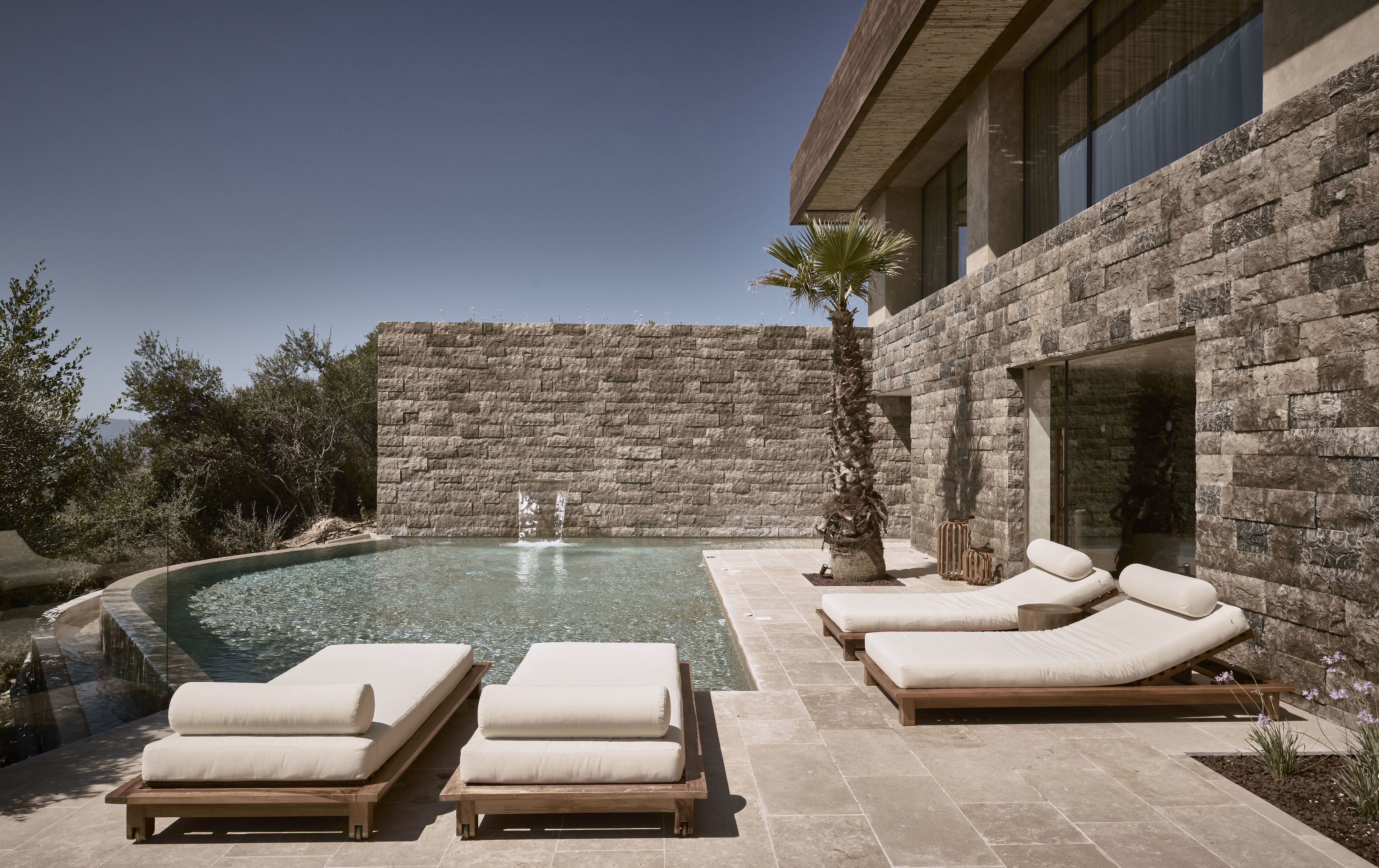 Outdoor pool, pool umbrellas, sun loungers