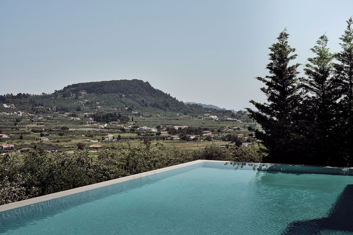 Superior Suite Swim up Inland View | Vue de la chambre