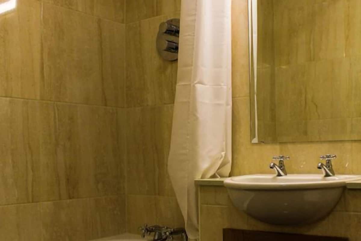 free toiletries, hair dryer, towels