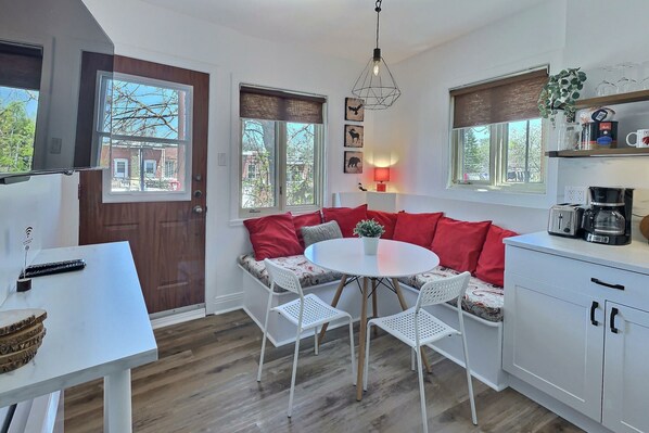 Kamar Klasik, 2 Tempat Tidur Queen, Bebas Asap Rokok | Area keluarga