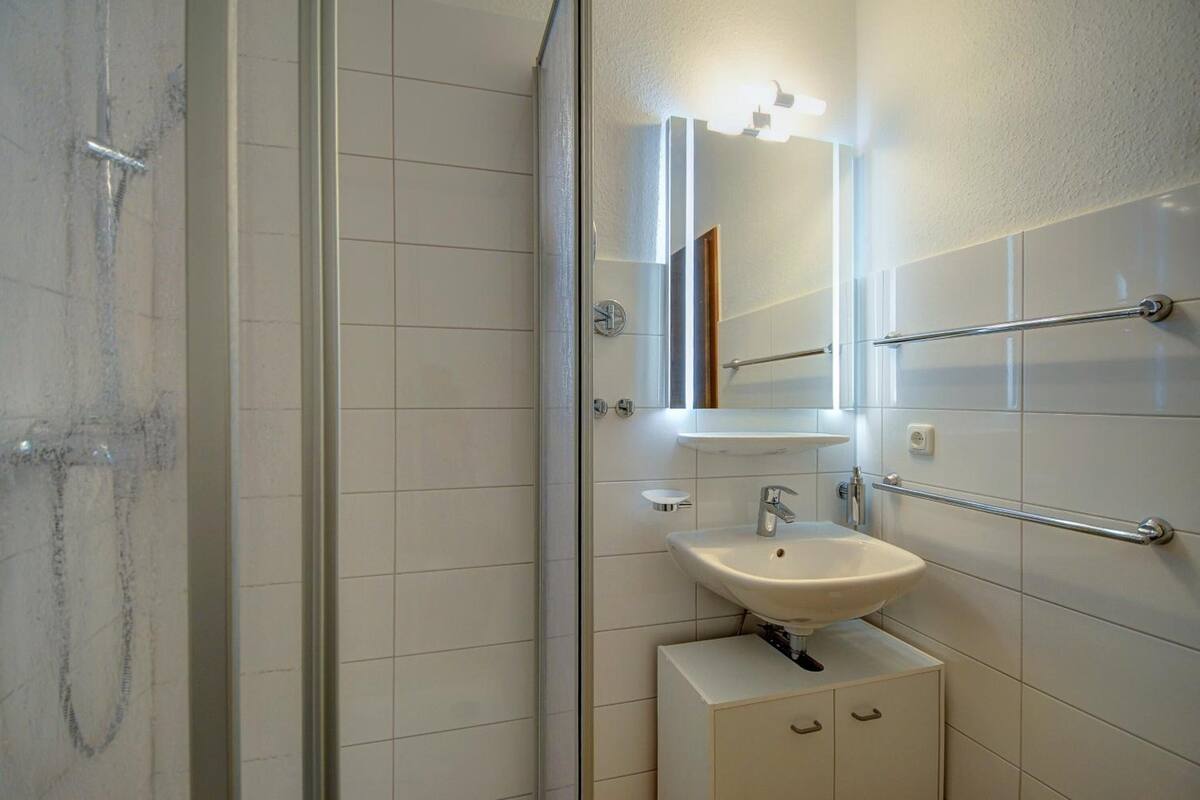 shower, free toiletries, hair dryer, bathrobes