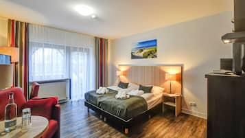 Comfort Double Room, 1 Double Bed, Terrace | In-room safe, desk, soundproofing, cribs/infant beds