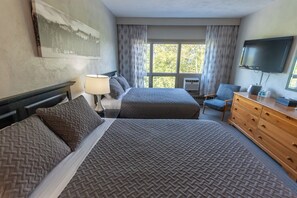 Quadruple Room, 2 Queen Beds | Premium bedding, individually decorated, individually furnished