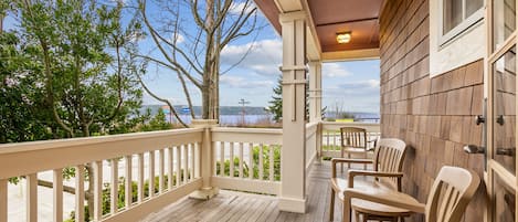 Premier Room | Balcony view