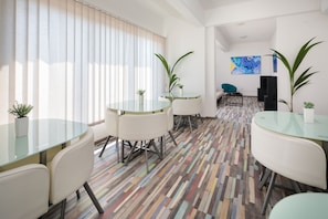 Sala de estar en el lobby
