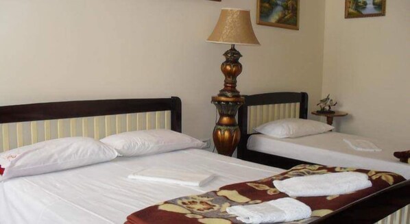 Room - Rooms Emiliano (Krujë)