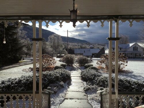 Dream House Country Inn