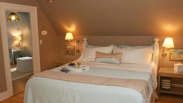 1 kamar tidur dan didekorasi berbeda-beda