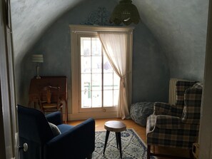 Living room - Dream House Country Inn (Bristol)