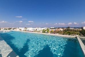 Utomhuspool