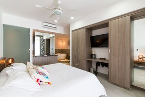Condo Exclusive | 1 phòng ngủ, truy cập Internet không dây miễn phí 