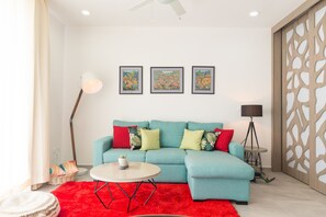 Exclusive Condo | Living room