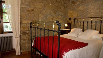 Doppelzimmer | Zimmersafe, individuell dekoriert, individuell eingerichtet