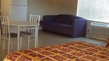 Standard Room, 2 Queen Beds | Desk, rollaway beds, WiFi, bed sheets