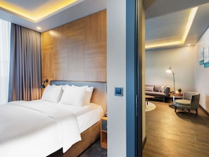 Suite, Terrace (King) | Minibar, in-room safe, desk, soundproofing - Mercure Istanbul Umraniye (Istanbul)