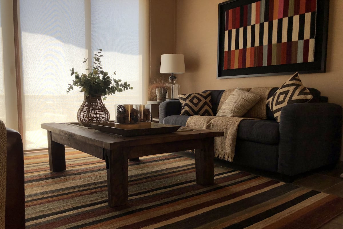 Standard House, 2 Bedrooms, 2 Bathrooms | Living room | Fireplace