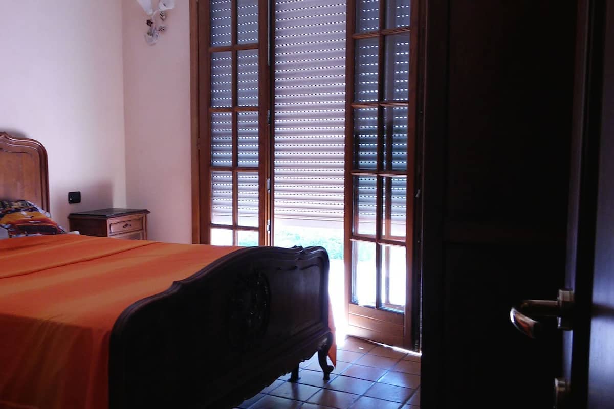 Iron/ironing board, free cots/infant beds, free WiFi, bed sheets