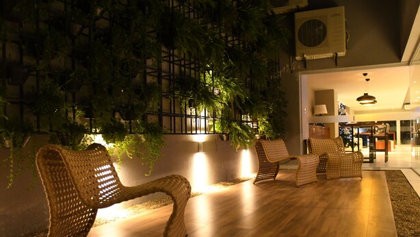 Terrace/patio - Taos Apart Hotel (Santa Cruz)