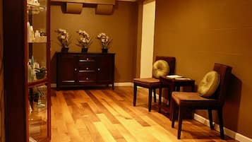 Massaggi con le pietre calde, massaggi “deep tissue”, massaggi svedesi