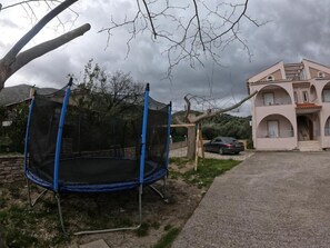 Property grounds - Kaiafas Lake Hotel (Zacharo)