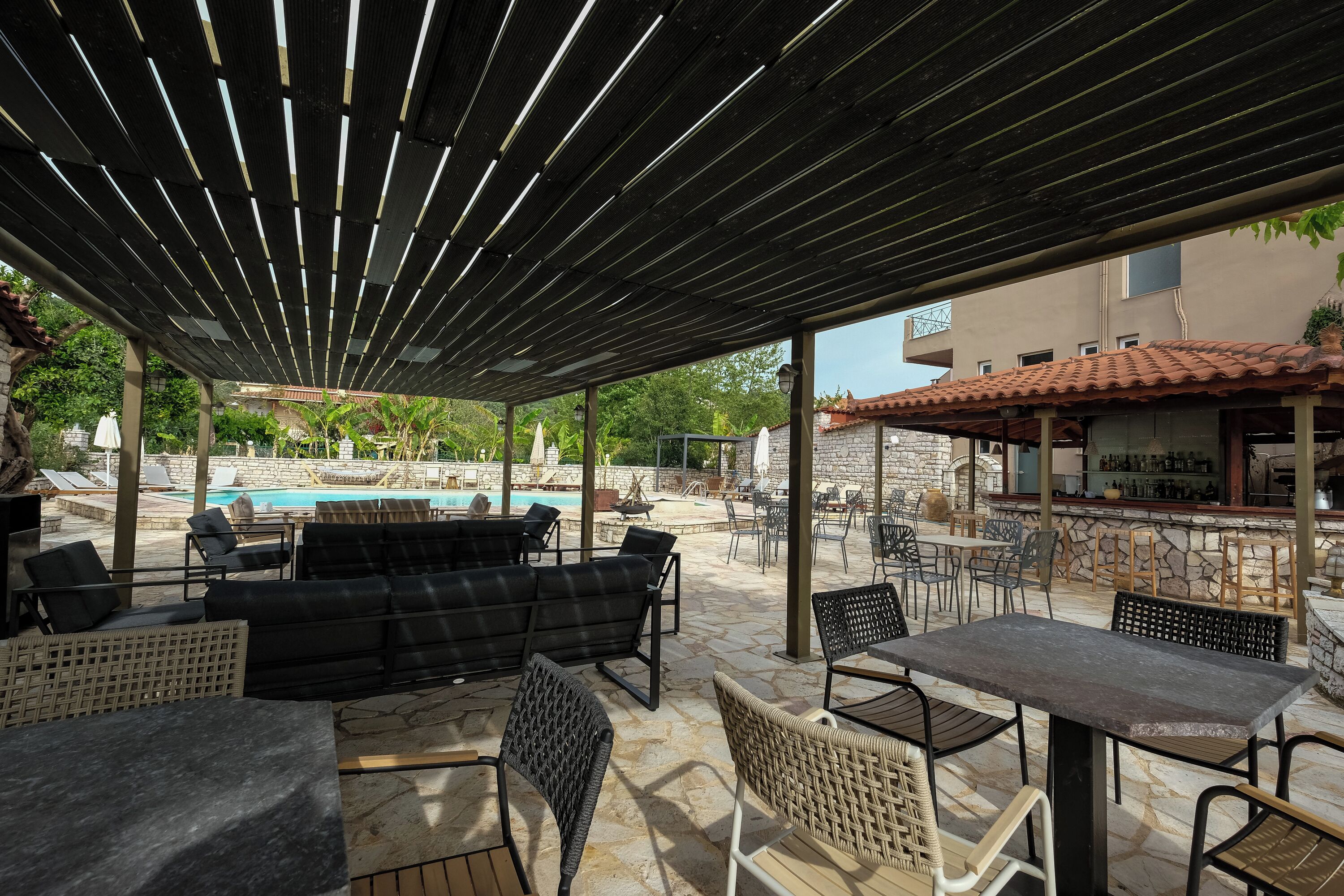 breakfast, lunch, dinner served; local and international cuisine