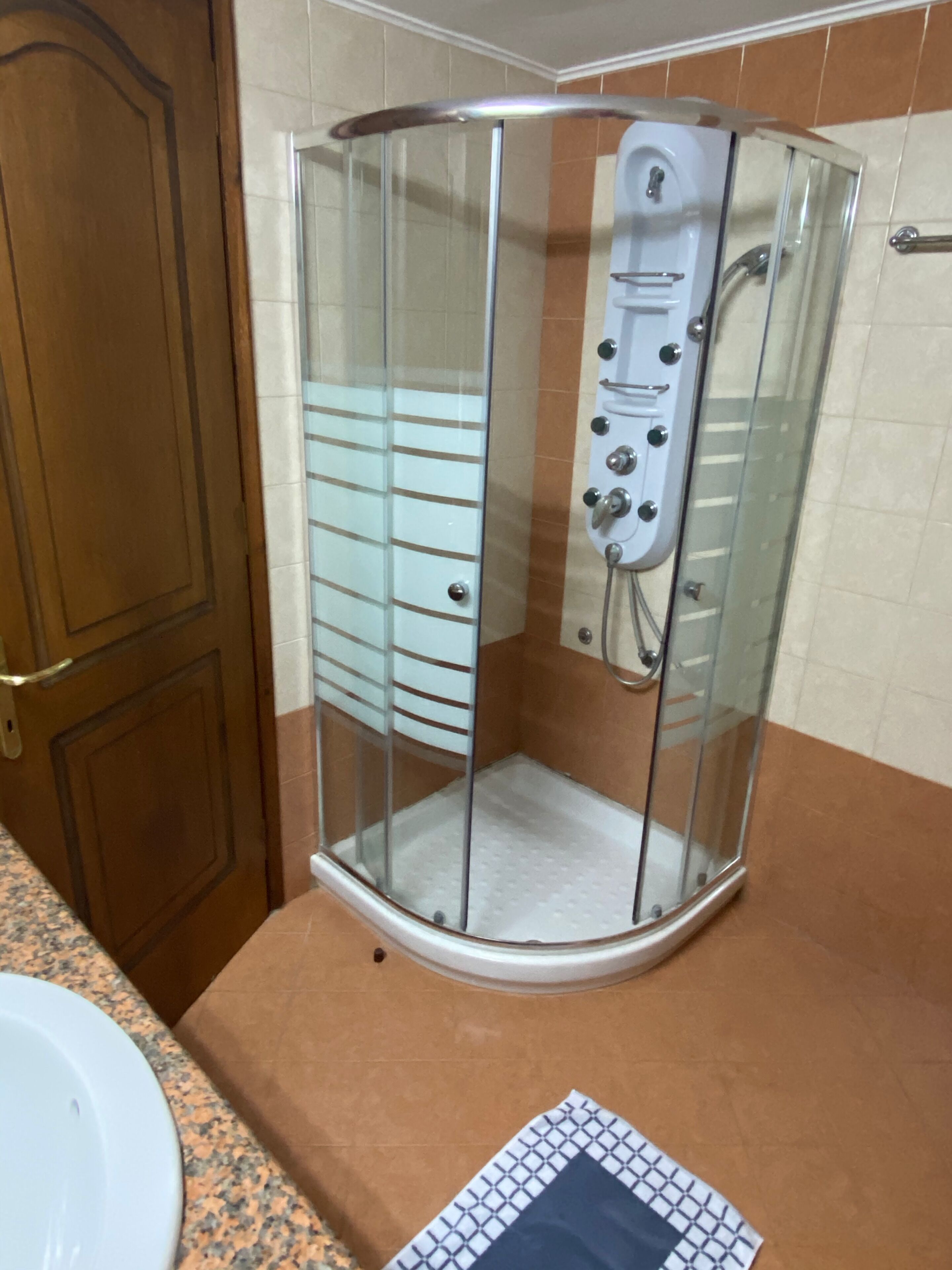 junior suite, sea view | bathroom | free toiletries, hair dryer, towels