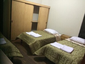 In-room safe, free WiFi