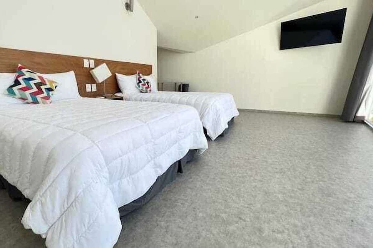 Departamento familiar, 2 habitaciones | 1 habitación, decoración personalizada y muebles diferentes