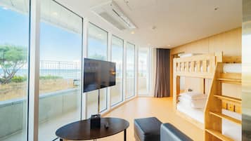 Ambassador Suite, Lake View (Pool access not included) | In-room safe, laptop workspace, blackout drapes, soundproofing