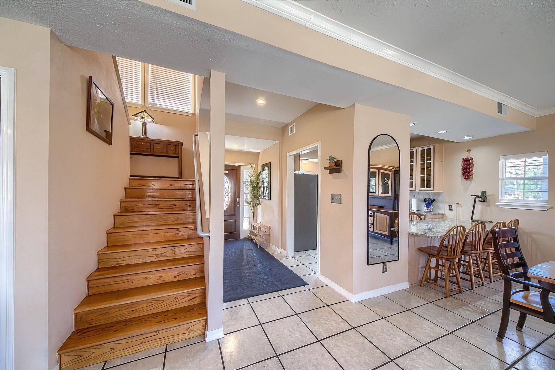 House, 5 Bedrooms | Interior