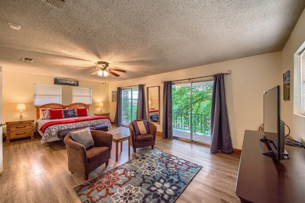 House, 4 Bedrooms | 4 bedrooms, iron/ironing board, free WiFi, bed sheets