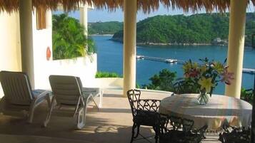 Family Villa, 3 Bedrooms, Private Pool, Ocean View | Terrace/patio