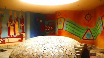 Sauna y manicures y pedicures