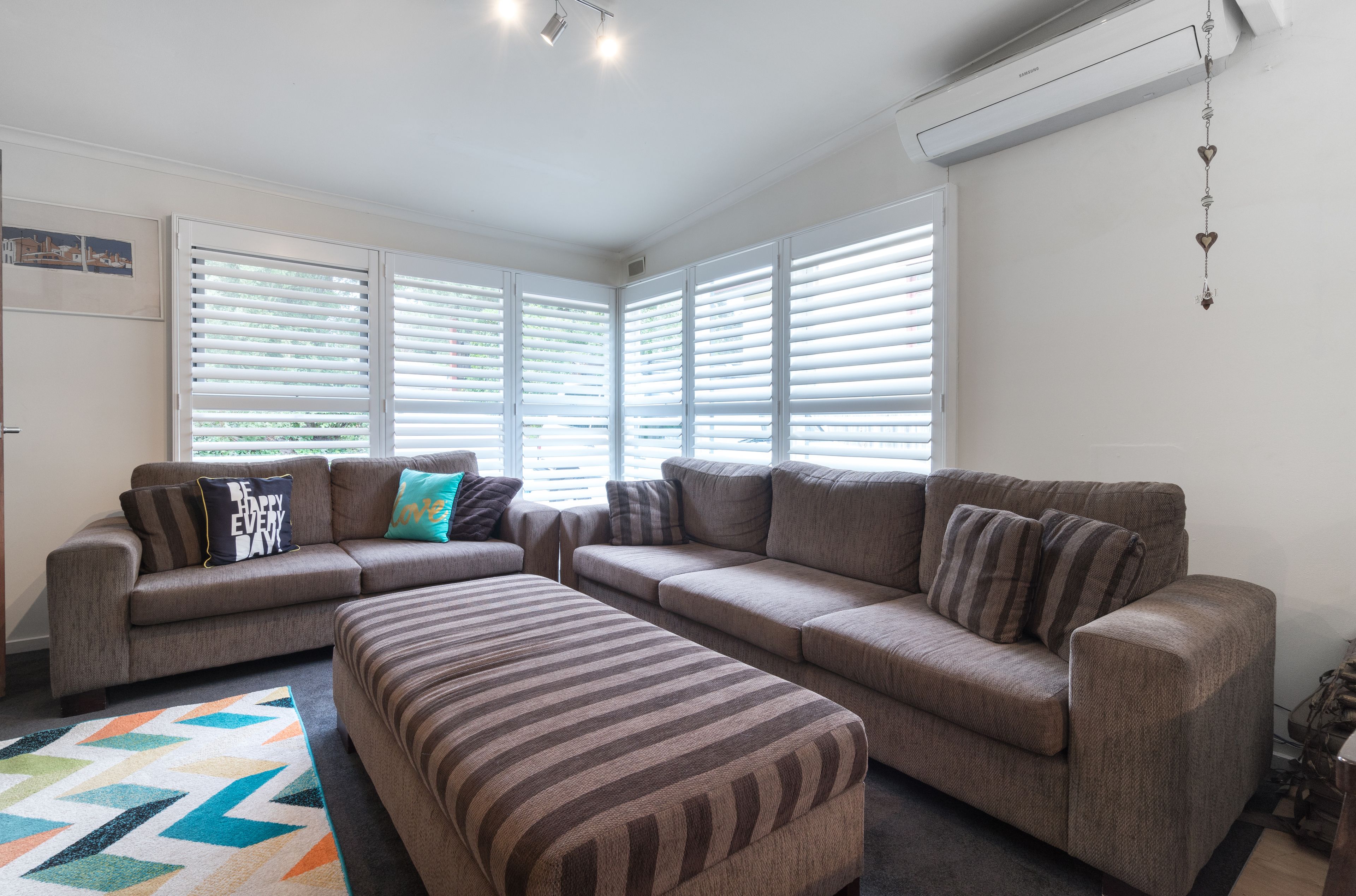 Nhà, 3 phòng ngủ | Khu phòng khách | TV màn hình phẳng 