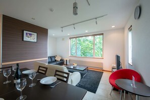 Living area - Hurry Slowly (Kutchan)