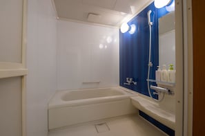 Townhome, 3 Bedrooms | Bathroom shower