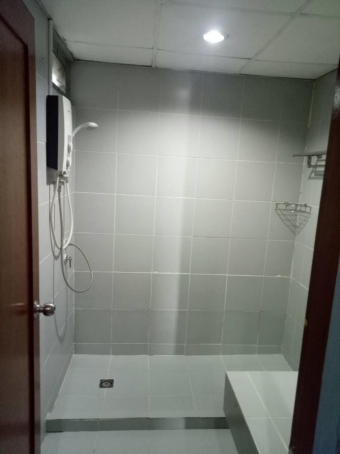 Basic-Vierbettzimmer, 4 Schlafzimmer | Badezimmer | Dusche, kostenlose Toilettenartikel, Handtücher