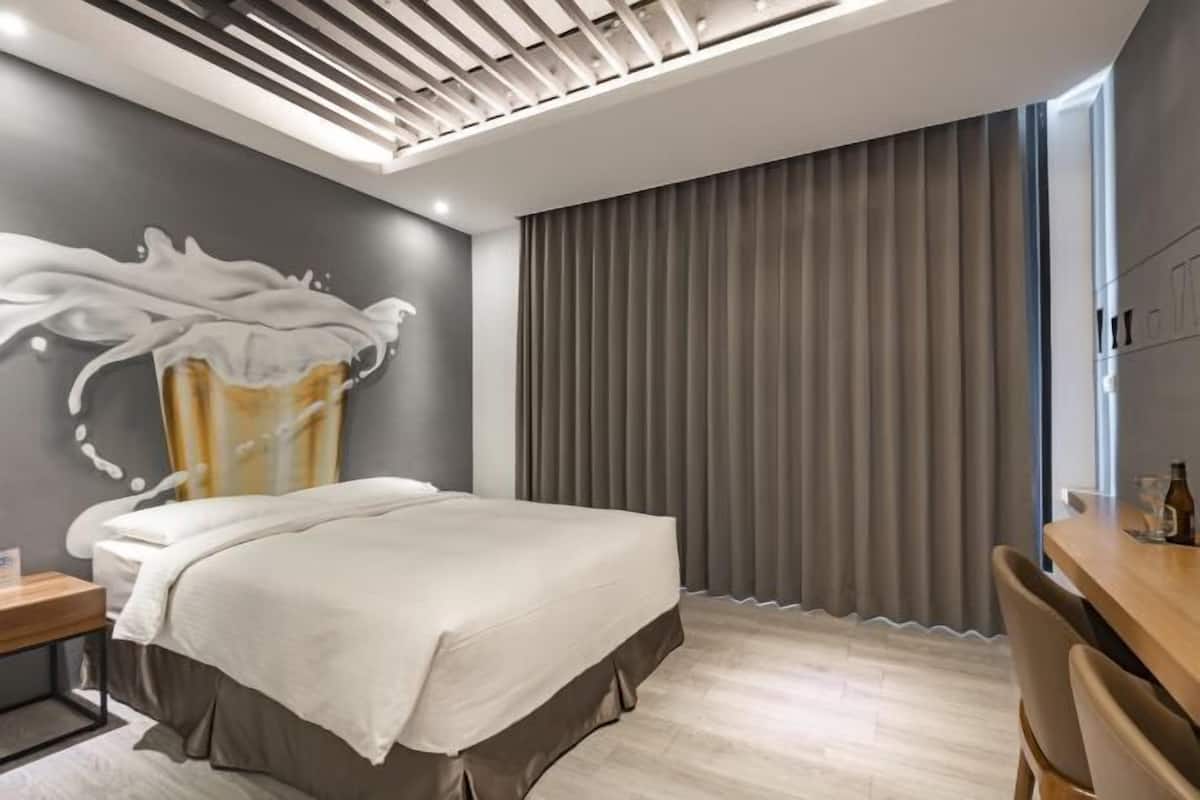 In-room safe, blackout drapes, soundproofing, free WiFi